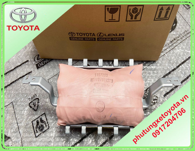 Túi khí  taplo Toyota Prado 2015
